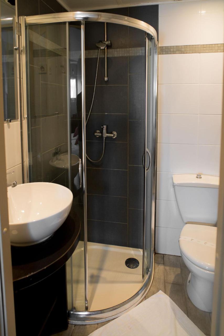 Top Motel Istres Εξωτερικό φωτογραφία
